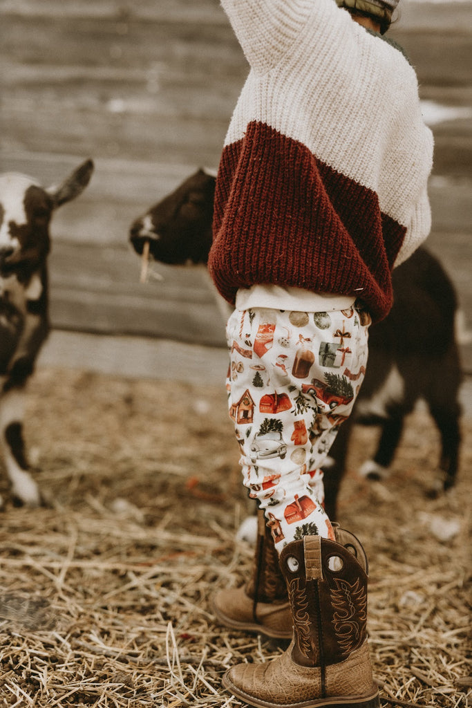 Christmas Stories  |  Adventure Leggings