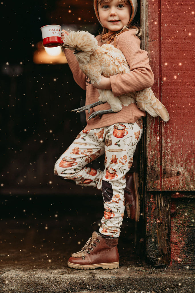 Christmas Bakes |  Adventure Leggings
