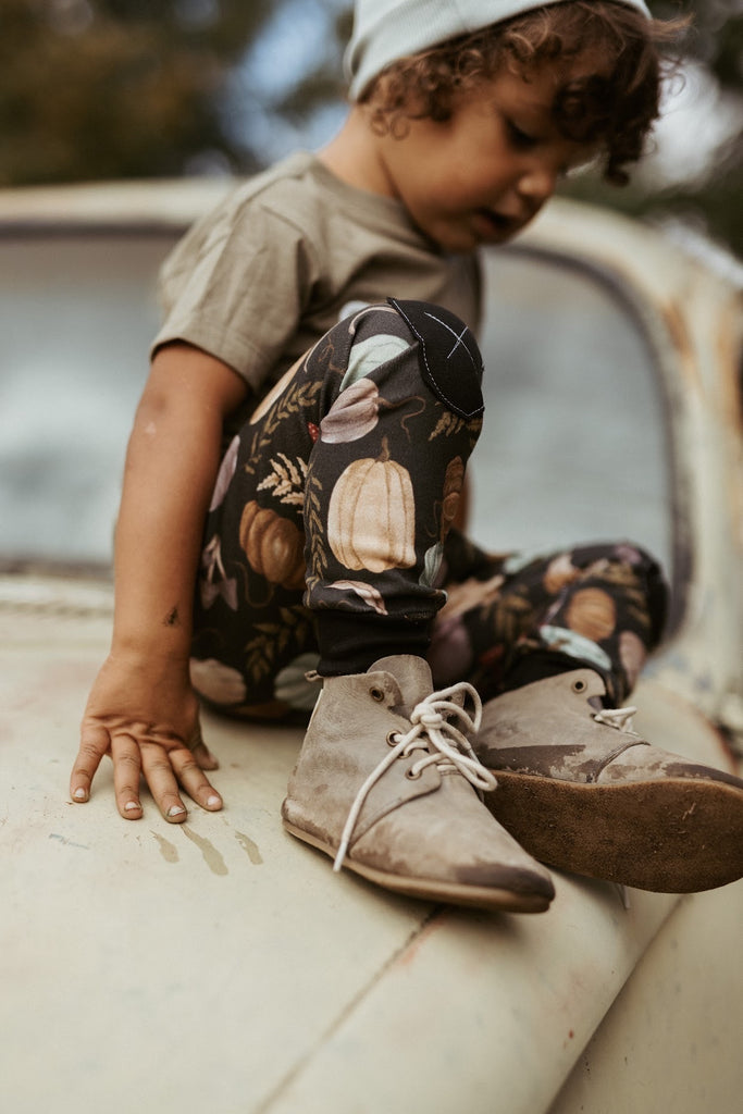 Pumpkin Patch   |  Adventure Leggings