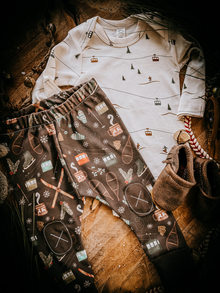 Winter Delights Dark Version  | Adventure Leggings