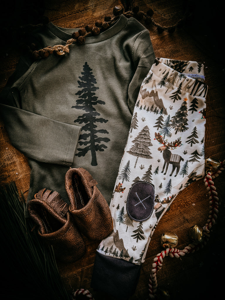 Christmoose   |  Adventure Leggings