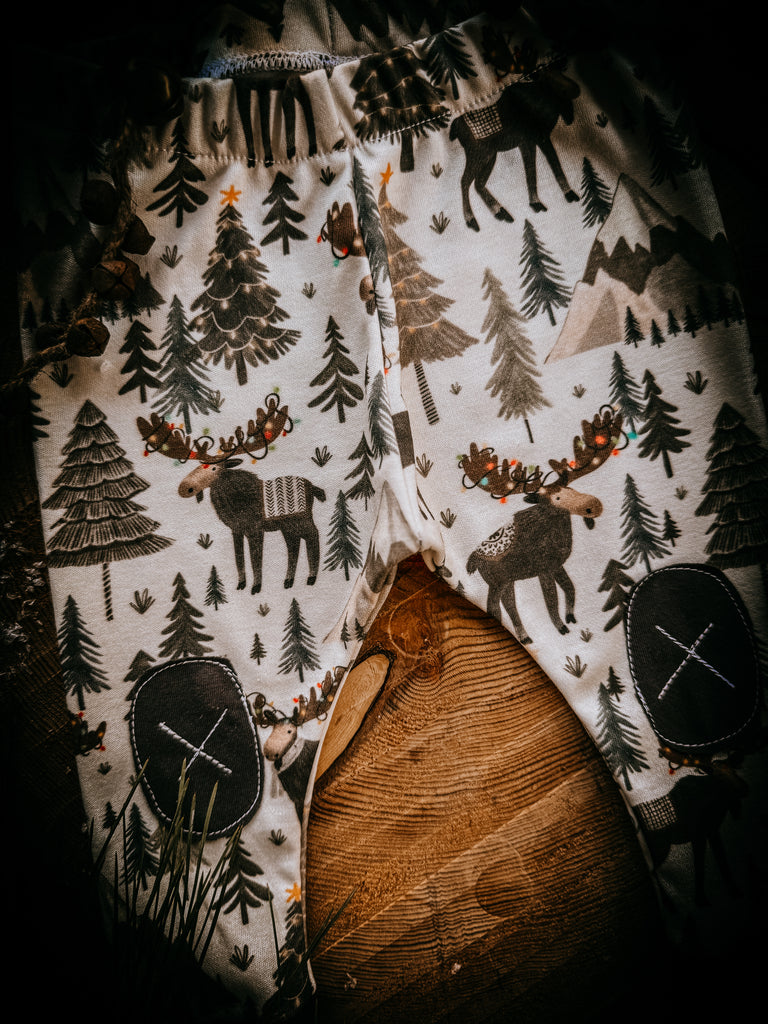 Christmoose   |  Adventure Leggings