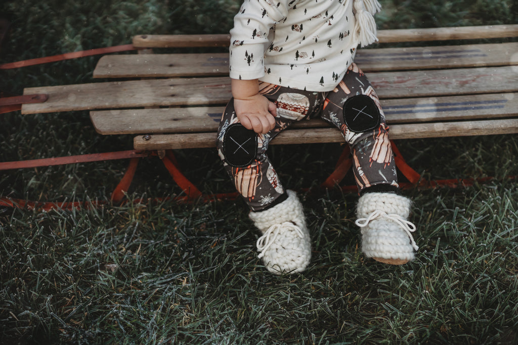 Snow Day    |  Adventure Leggings