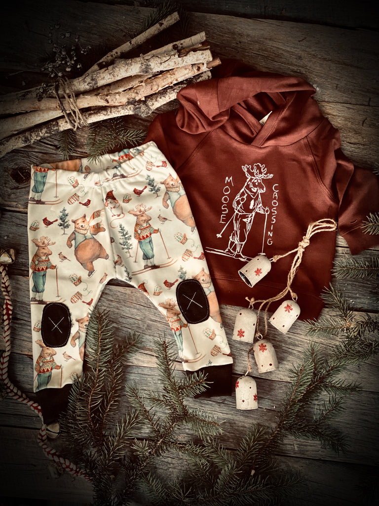 Moose Crossing | Sumac Hoody
