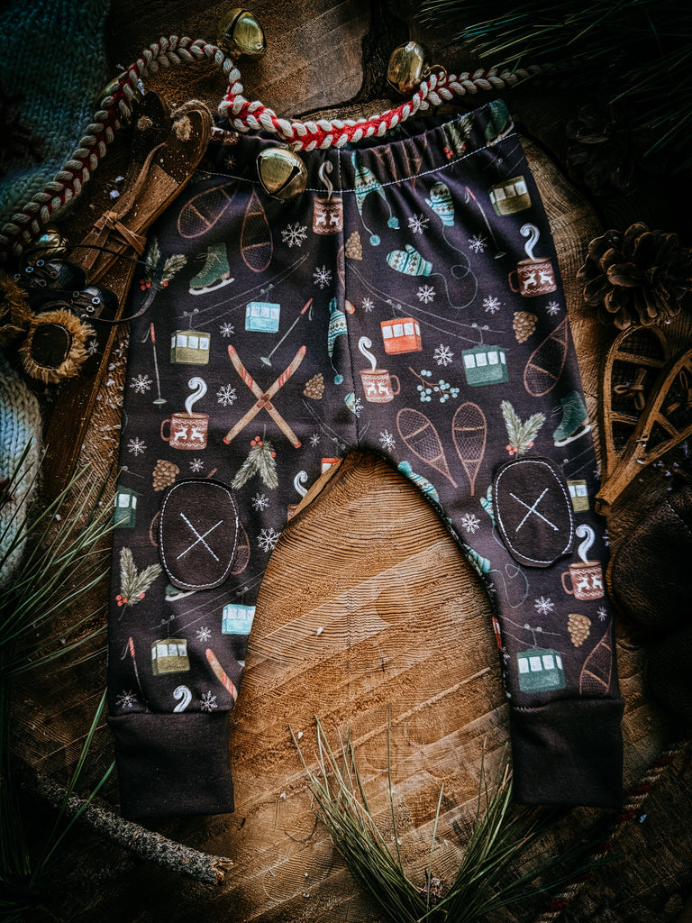Winter Delights Dark Version  | Adventure Leggings