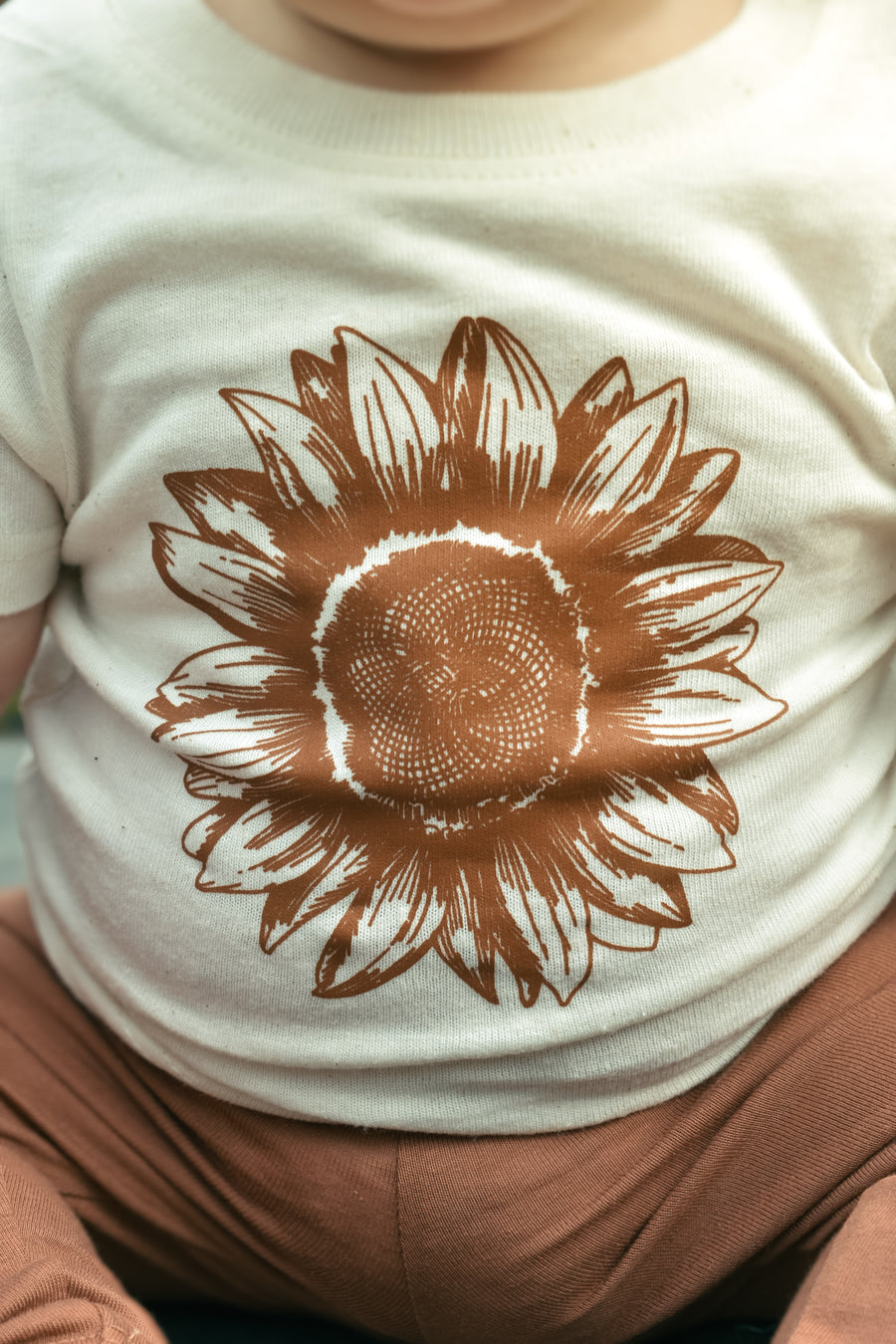 Flower | Natural Tee