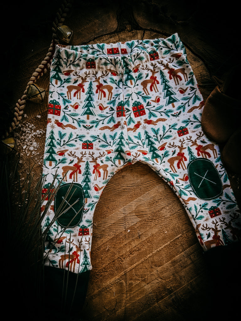 Scandi Deer    |  Adventure Leggings