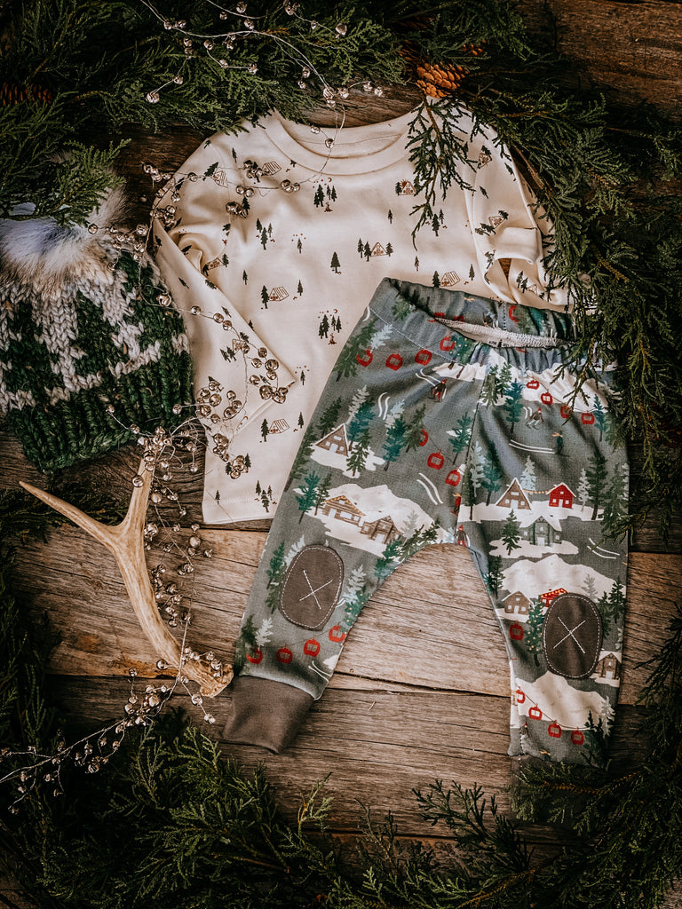 Alpine Slopes   |  Adventure Leggings