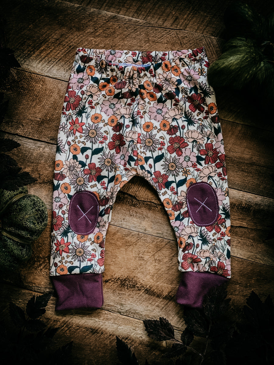 Flower Patch   |  Adventure Leggings