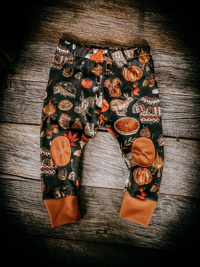 Thanksgiving Day  |  Adventure Leggings