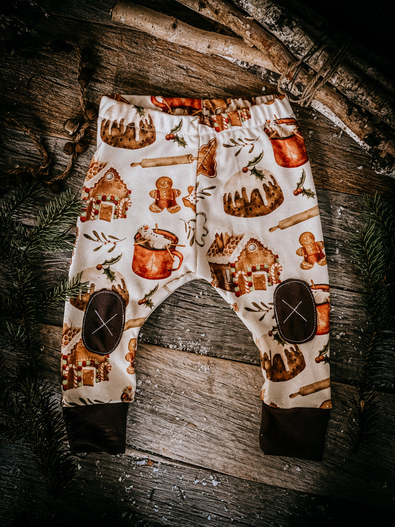 Christmas Bakes |  Adventure Leggings