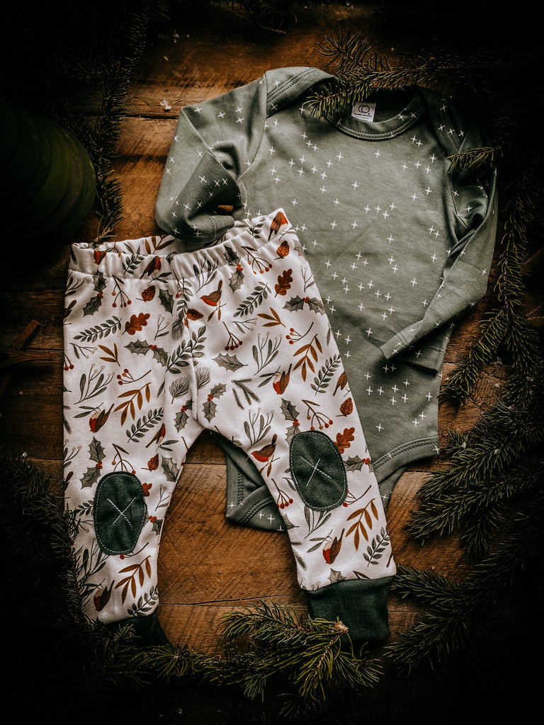 Robins + Holly  | Adventure Leggings
